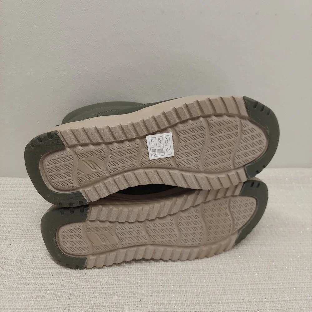 Skechers On-the-GO Olive Green Waterproof Boots 144776 Womens 7
